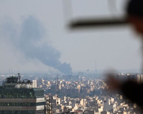 دوي انفجارات في طهران: تفاصيل وتداعيات الحدث الأمني