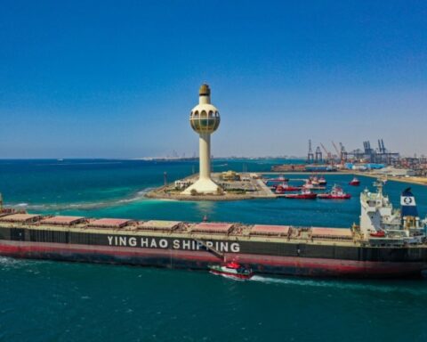 شركة PIL تطلق خدمات شحن جديدة في ميناء جدة الإسلامي