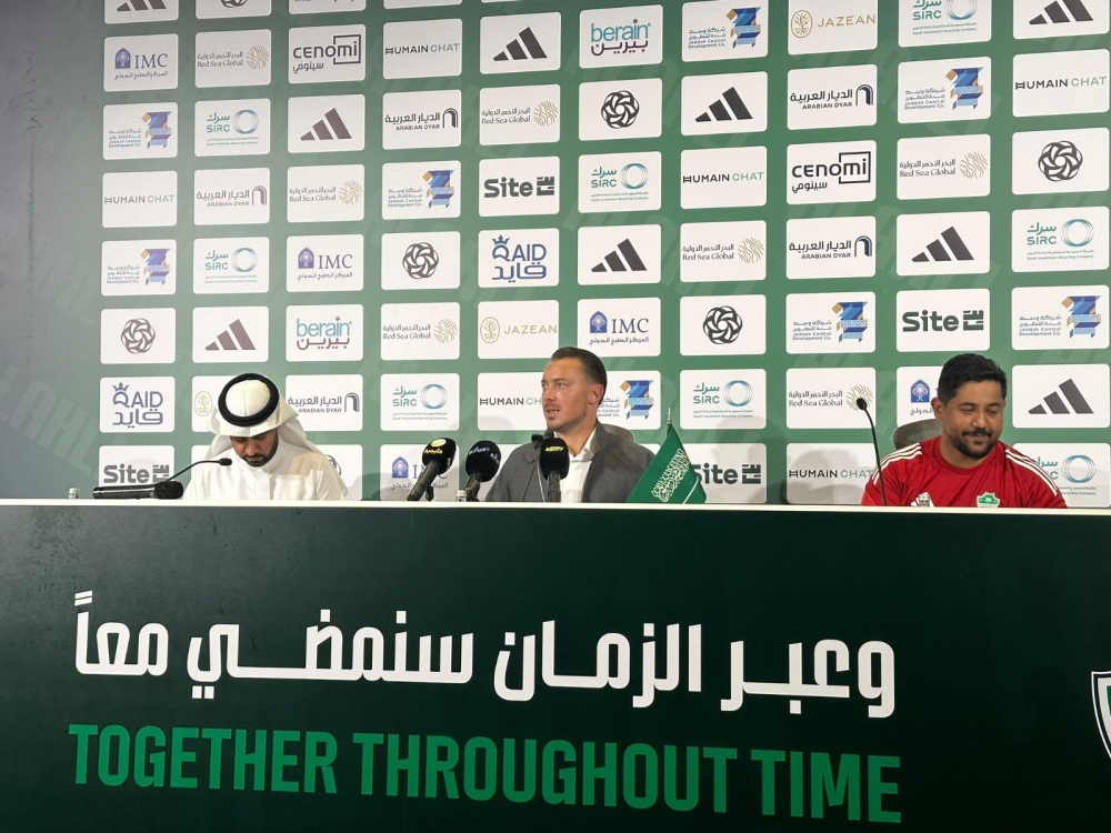 يايسله يكشف استعدادات فريقه قبل مباراة الأهلي وضمك