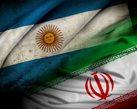 تفاصيل قرار الأرجنتين طرد القائم بالأعمال الإيراني